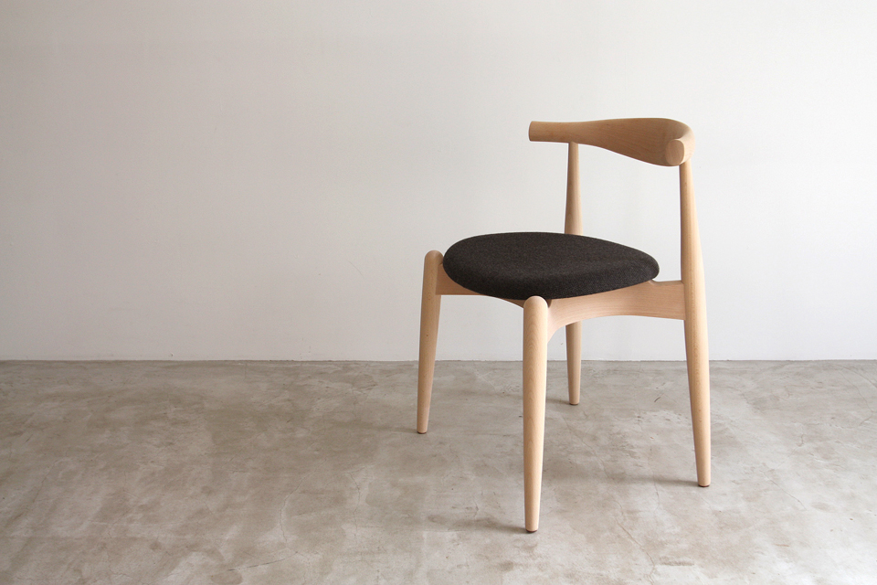 �_�C�j���O�`�F�A CH20�E�G���{�[�`�F�A�^W540�~D440�~H715�iSH460�j