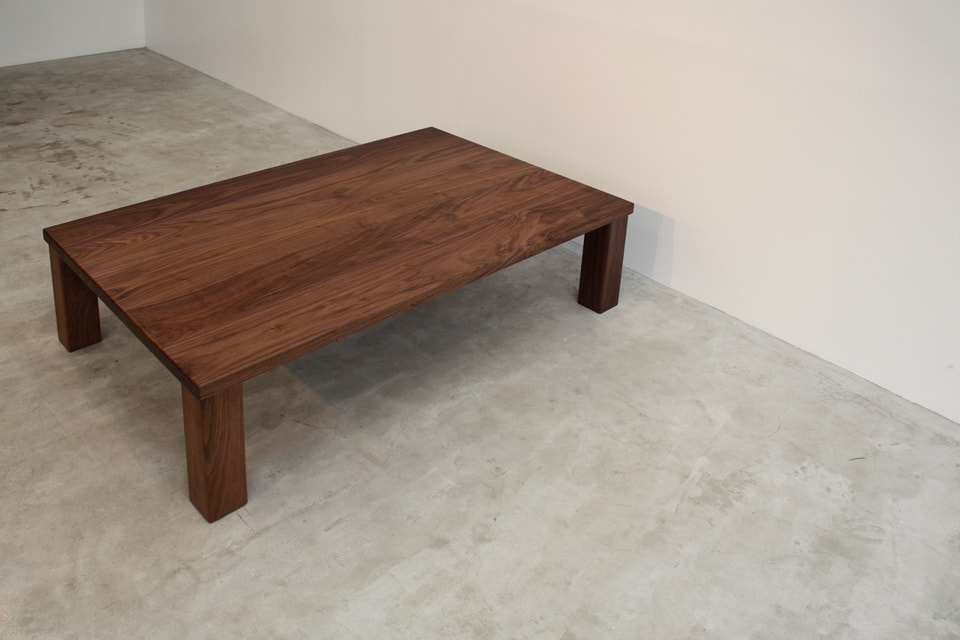 無垢ローテーブル Type A ／無垢ウォールナット材　W1,000×D600×H330（オーダー製作）　神奈川県逗子市　K邸