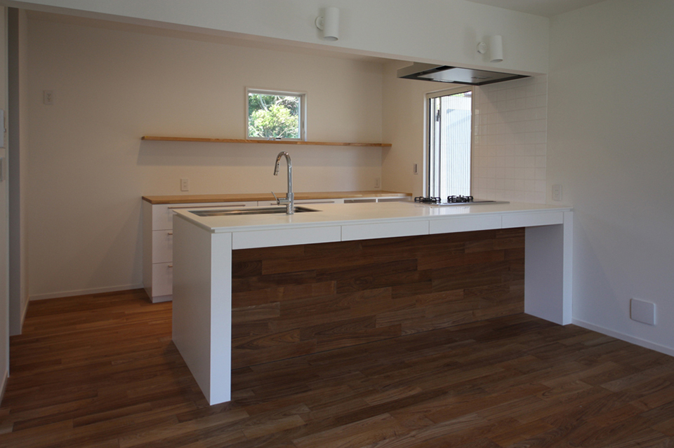 壁面収納・キッチン収納 ／ メラミン樹脂仕上げ（オーダー設計・製作・施工）　神奈川県藤沢市 N邸　Designed by Atelier A One